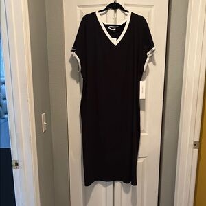Calvin Klein Black and White Raglan Sheath Dress Plus Size 3X
